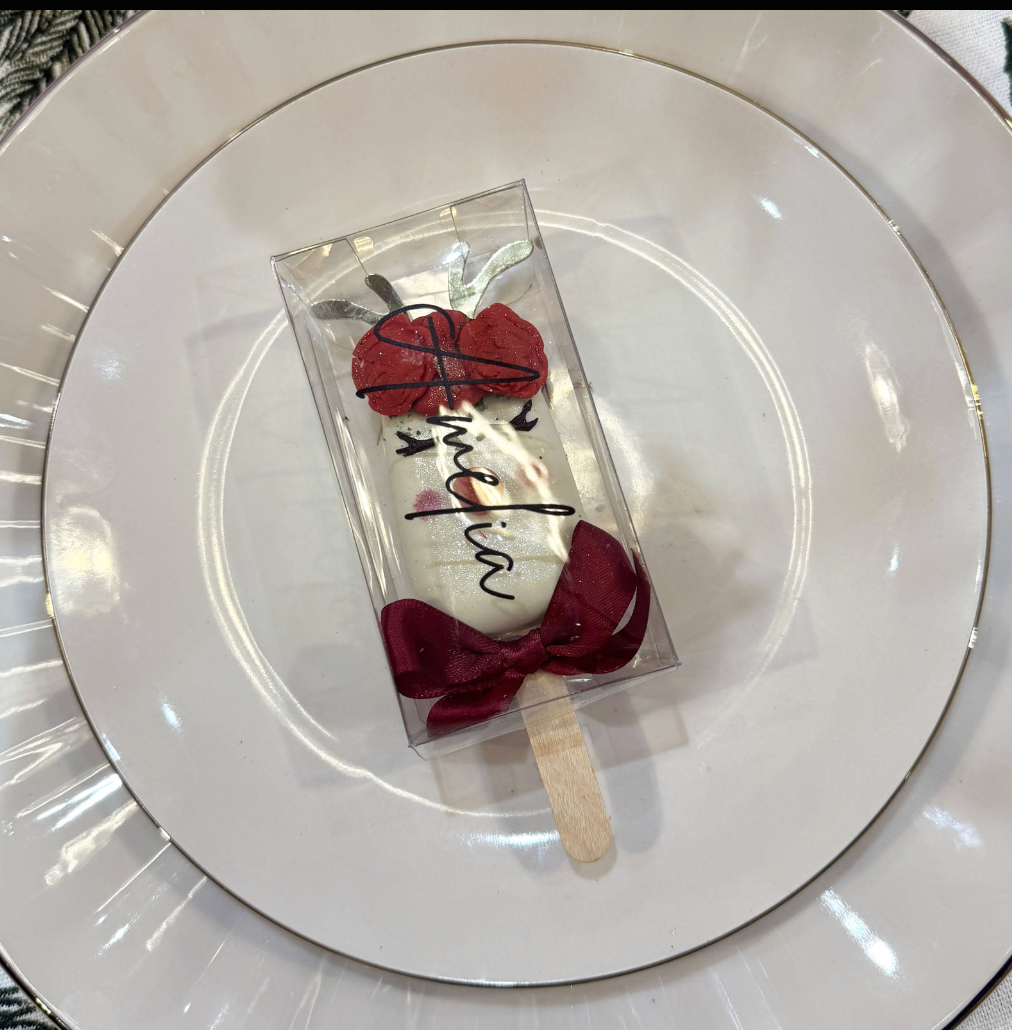 Christmas 25 Individually boxed Personalised Reindeer Cakesicle