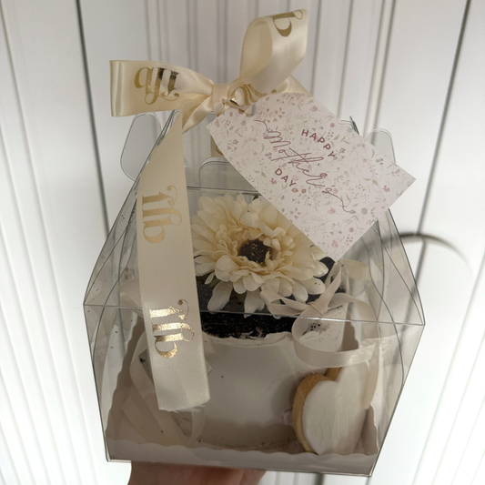 Mothers Day 2026 Mini Flower Cake