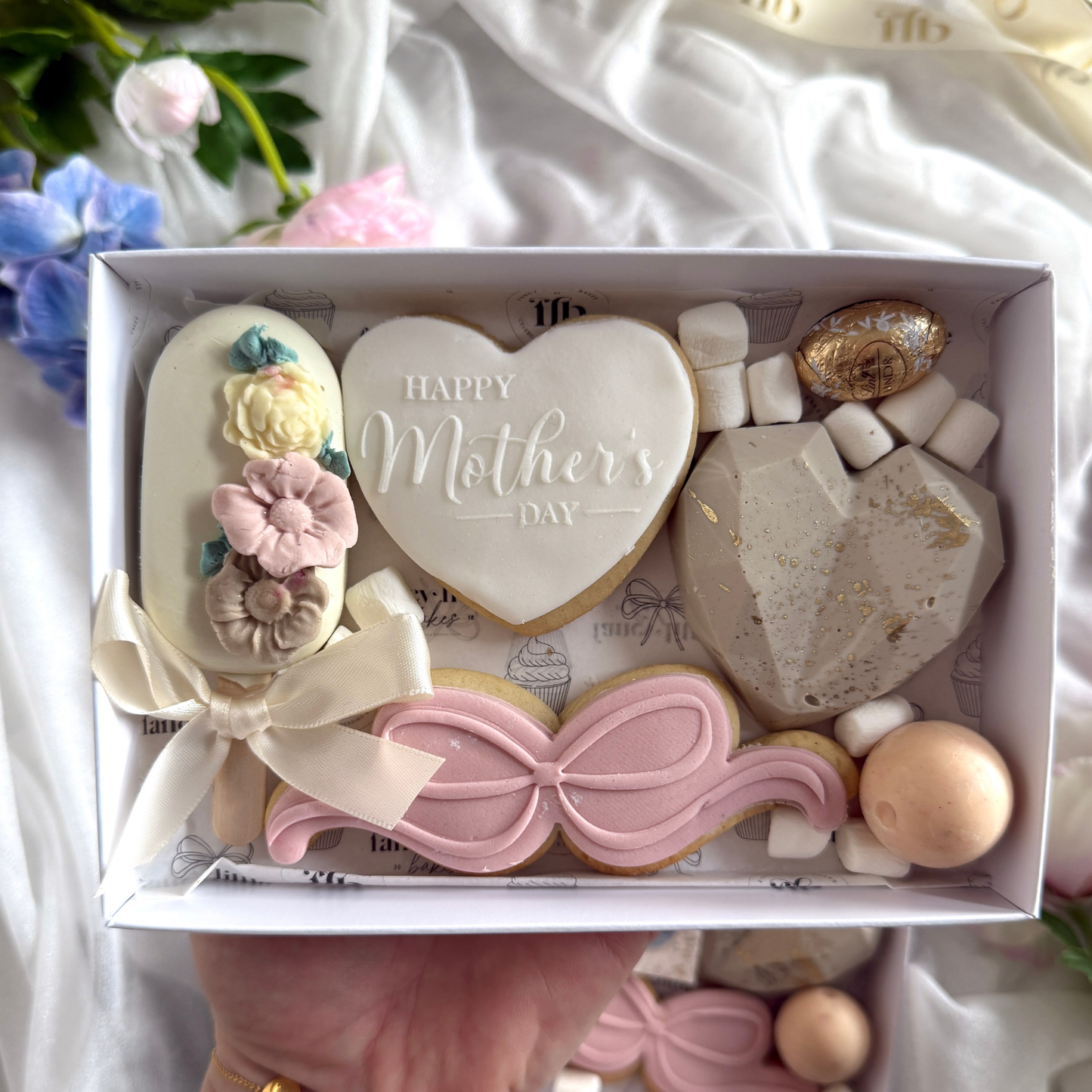 Mothers Day 2026 Mini treat Box