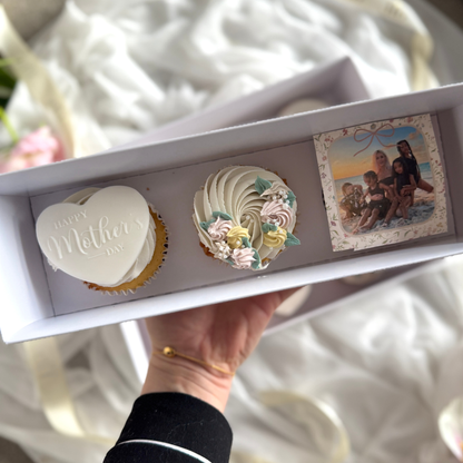 Mothers Day 2026 Polaroid Cupcakes