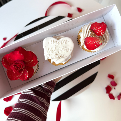 Valentines Day 2026 Rose Trio Of Cupcakes