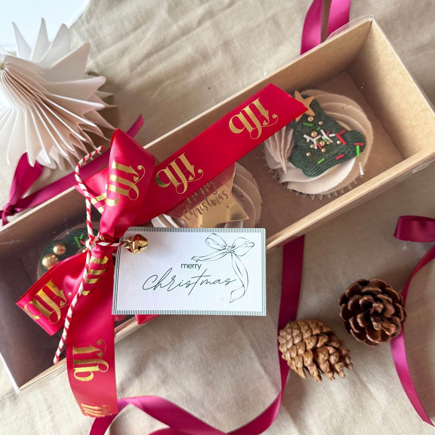 Christmas 25 festive Cupcakes